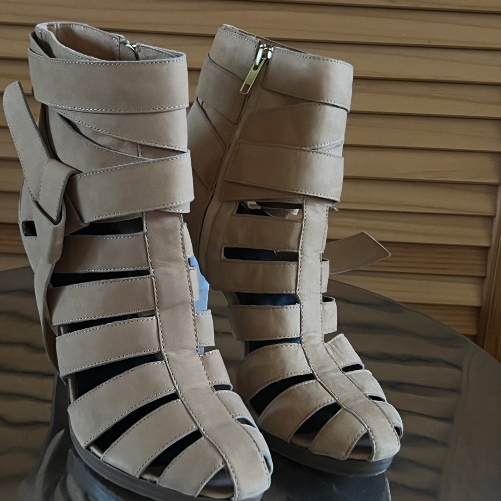 TULESTE LEATHER STRAPPY BOOTIE